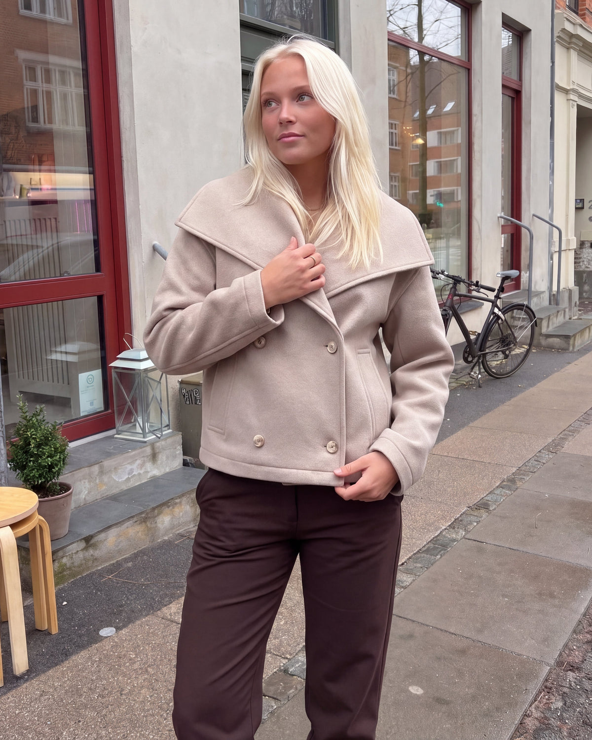 VANLEYNA VANARA WOLLE JACKE